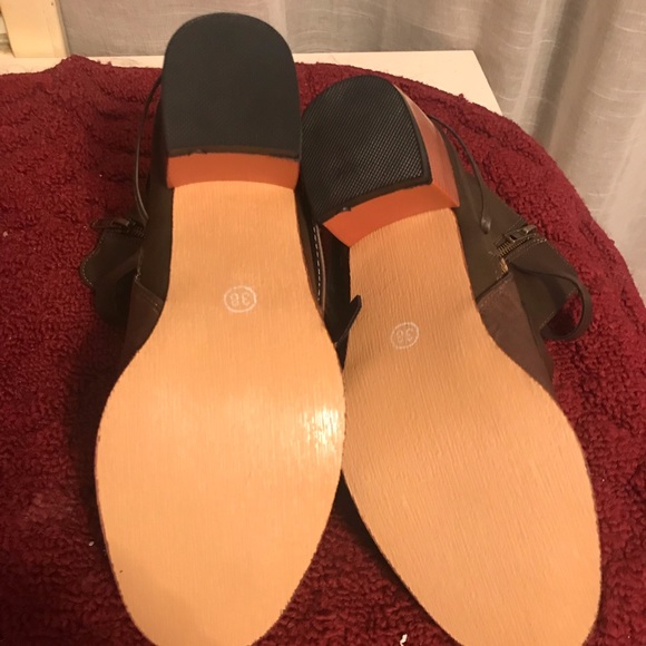 Booties - Picture 4 of 6